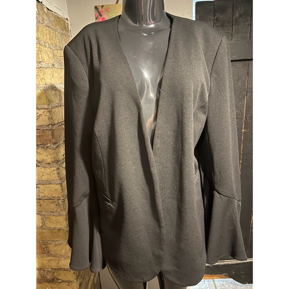Business Casual Witchy Black Blazer